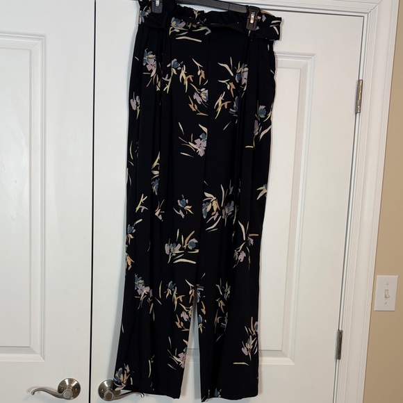 a new day Pants - Like NEW Flowy high waist pants Lg